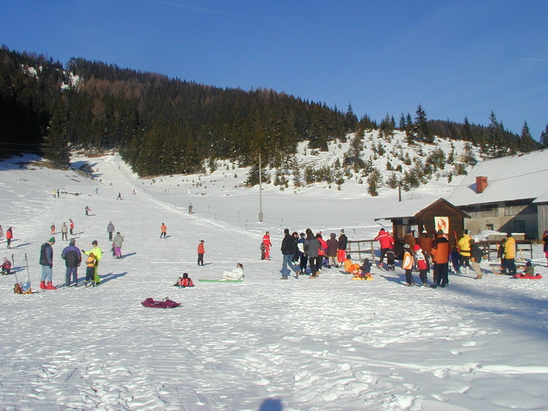 Furtnerlifte - Rohr im Gebirge