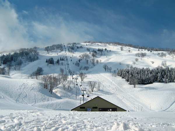 Charmant Hiuchi